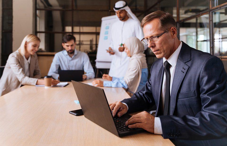 How Europeans Can Easily Start a Business in Dubai